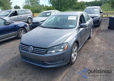 2013 Volkswagen Passat 2.5L Se from USA, damaged, VIN 1VWBP7A3XDC010445